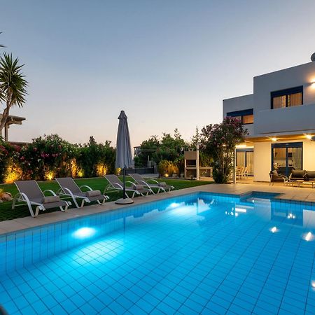 Villa Mariani II - In Lothiarika, Newly Renovated June 2024, Private Pool, Lindos 10 Min, Beach 120M 拉多斯 外观 照片