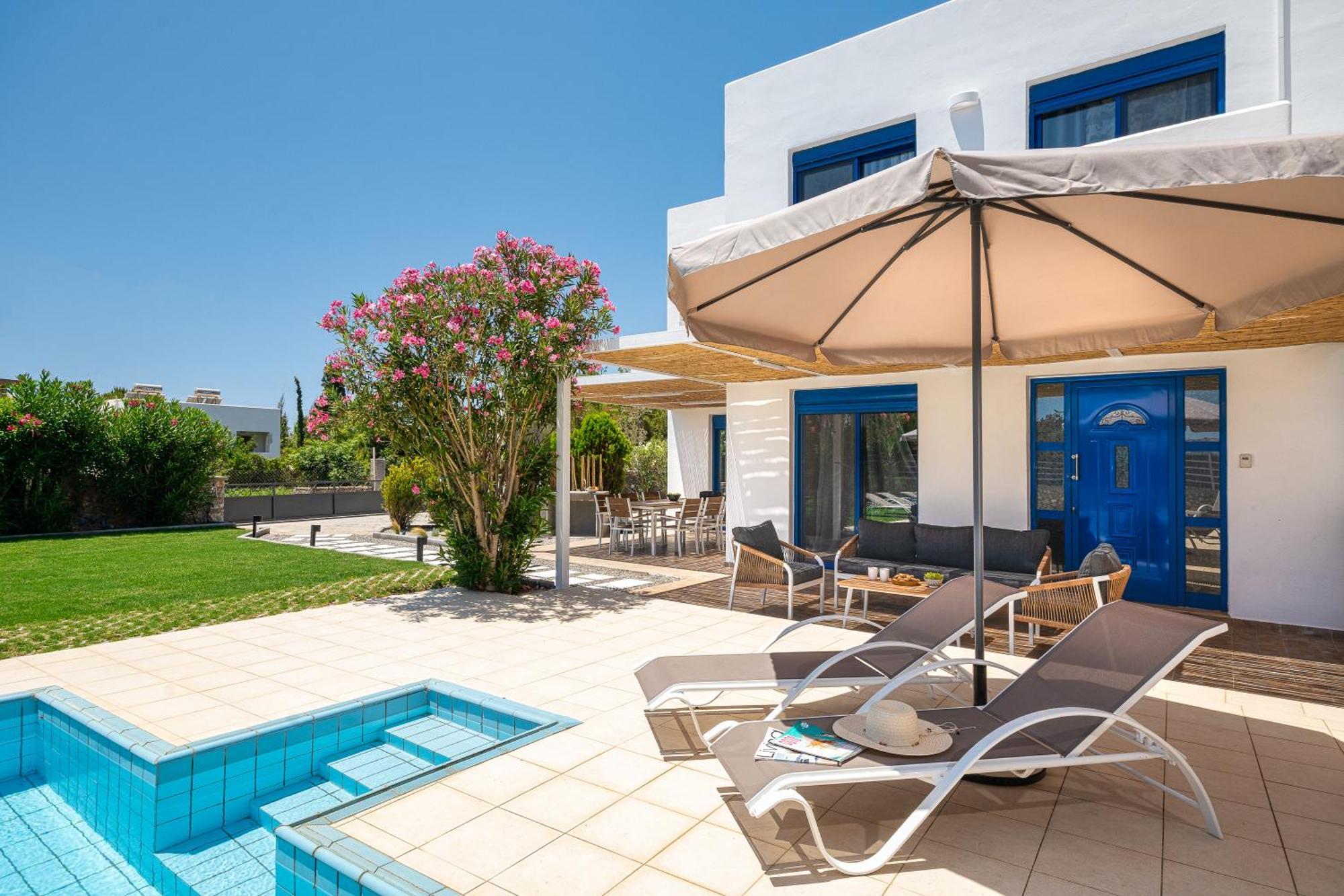 Villa Mariani II - In Lothiarika, Newly Renovated June 2024, Private Pool, Lindos 10 Min, Beach 120M 拉多斯 外观 照片