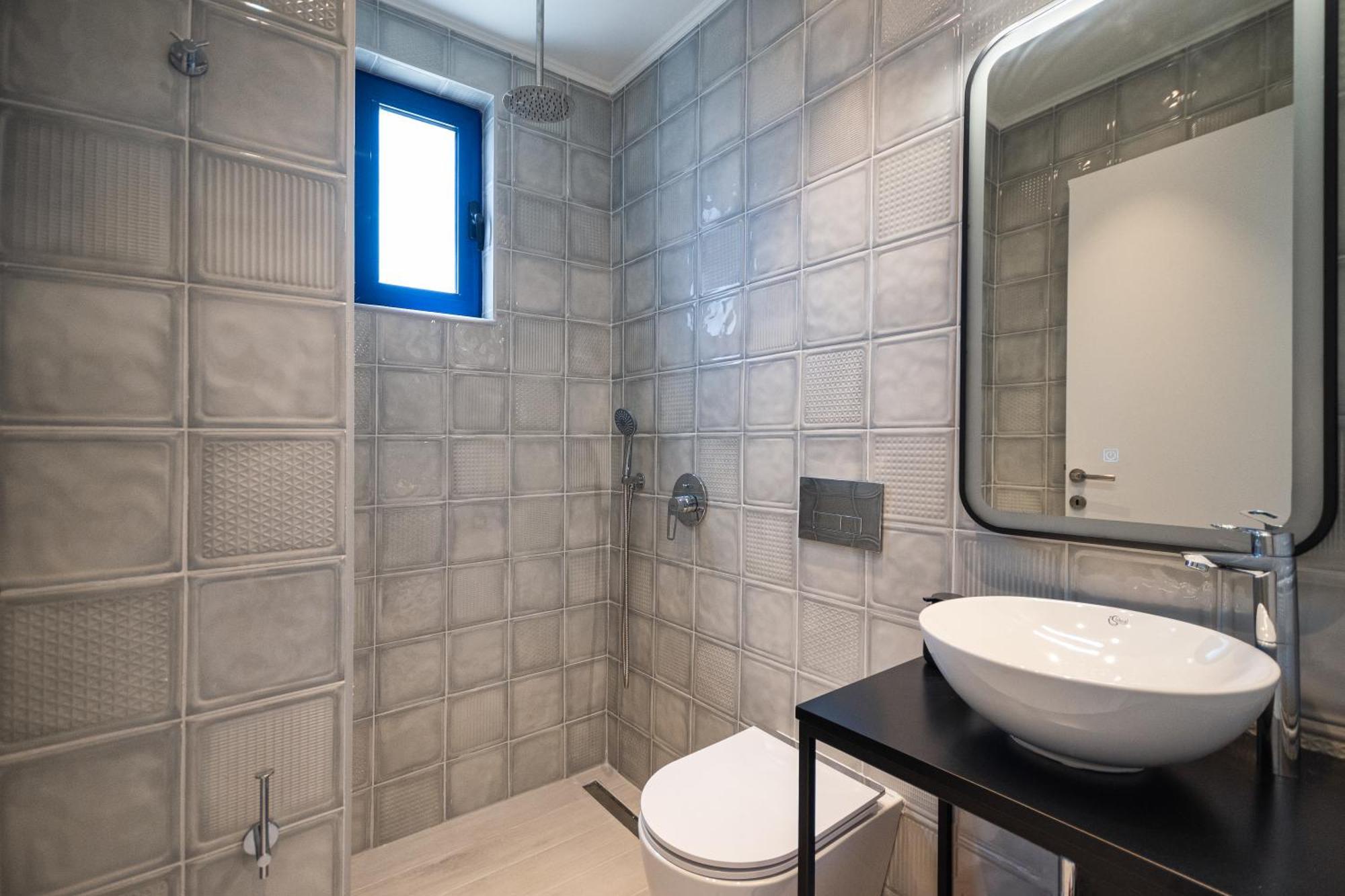 Villa Mariani II - In Lothiarika, Newly Renovated June 2024, Private Pool, Lindos 10 Min, Beach 120M 拉多斯 外观 照片